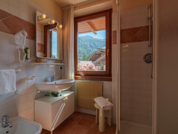Hotel Garni La Montanara Madonna Zewnętrze zdjęcie