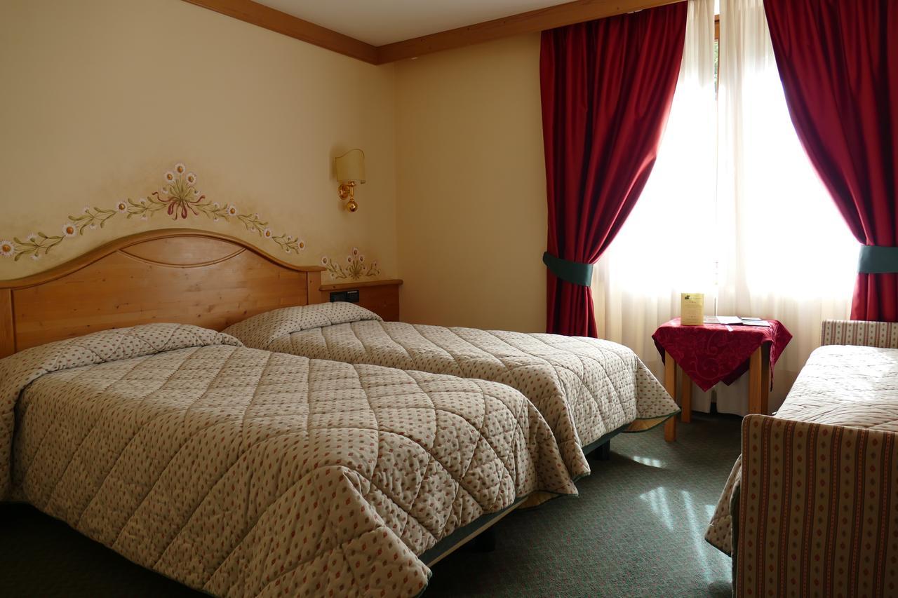 Hotel Garni La Montanara Madonna Zewnętrze zdjęcie
